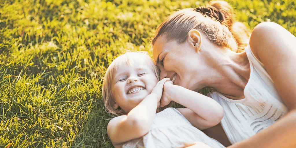 Respectful parenting is a wonderful gift that we can give to our kids. Here are its most important principles that every parent can try at home. | Gentle parenting | Attachment parenting | TIps for moms | Parenting tips