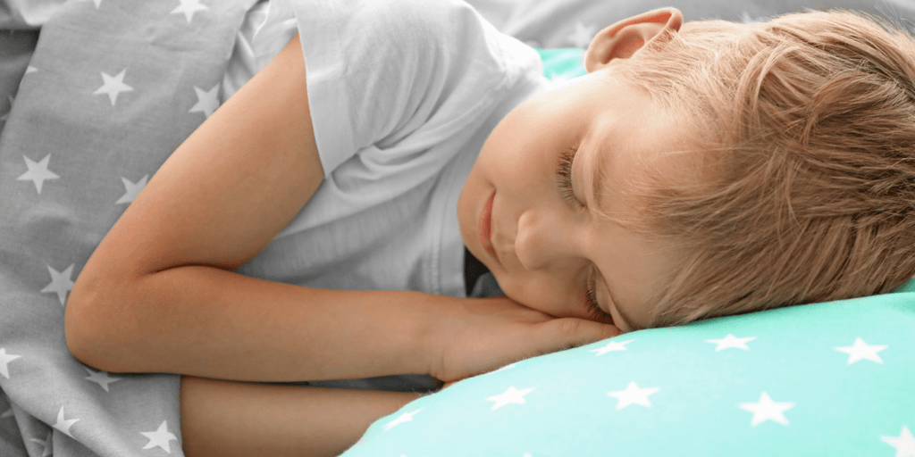 5 easy tips that will make bedtime easier and more peaceful {+ printable bedtime routine}
